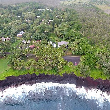 Whale House At Kehena Beach Pahoa Exterior photo